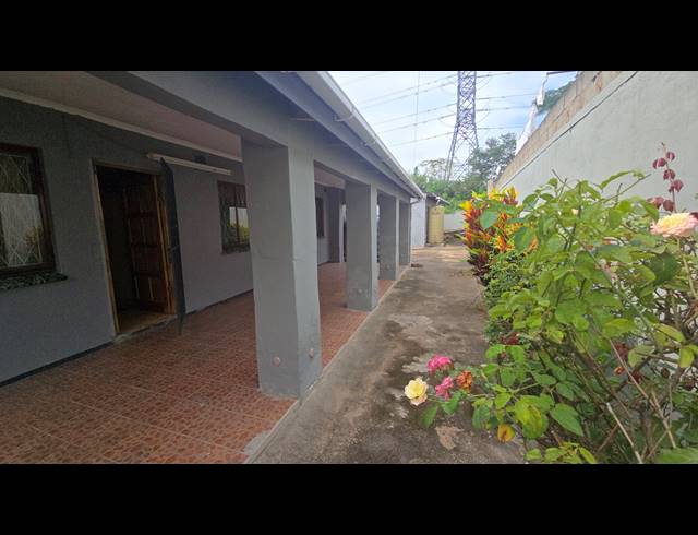 5 BEDROOM HOUSE FOR SALE IN SHALLCROSS